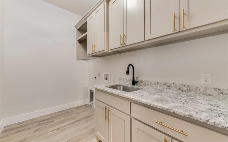 73 Dove Landing Road, Valley View, TX 76272, 4 Habitaciones Habitaciones , ,2 BañosBaños,Residential,En Venta,73 Dove Landing Road,0,21063463