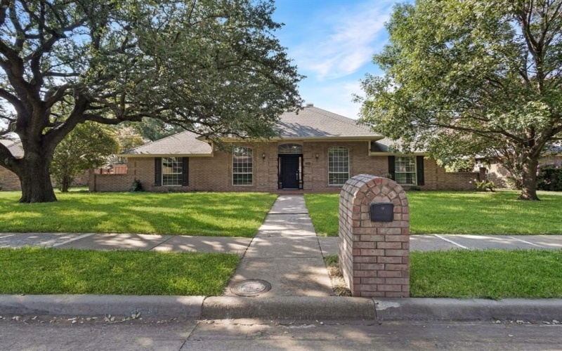 2600 Northcrest Drive, Plano, TX 75075, 4 Bedrooms Bedrooms, ,2 BathroomsBathrooms,Residential,For Sale,2600 Northcrest Drive,0,21063485