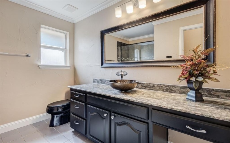 2600 Northcrest Drive, Plano, TX 75075, 4 Bedrooms Bedrooms, ,2 BathroomsBathrooms,Residential,For Sale,2600 Northcrest Drive,0,21063485