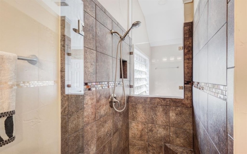 2600 Northcrest Drive, Plano, TX 75075, 4 Bedrooms Bedrooms, ,2 BathroomsBathrooms,Residential,For Sale,2600 Northcrest Drive,0,21063485