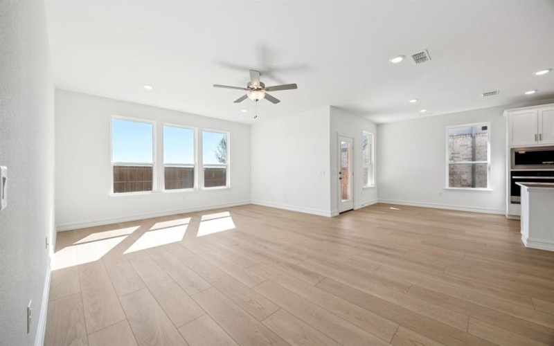 3601 Aberavon Street, McKinney, TX 75071, 4 Habitaciones Habitaciones , ,3 BañosBaños,Residential,En Venta,3601 Aberavon Street,0,21063493