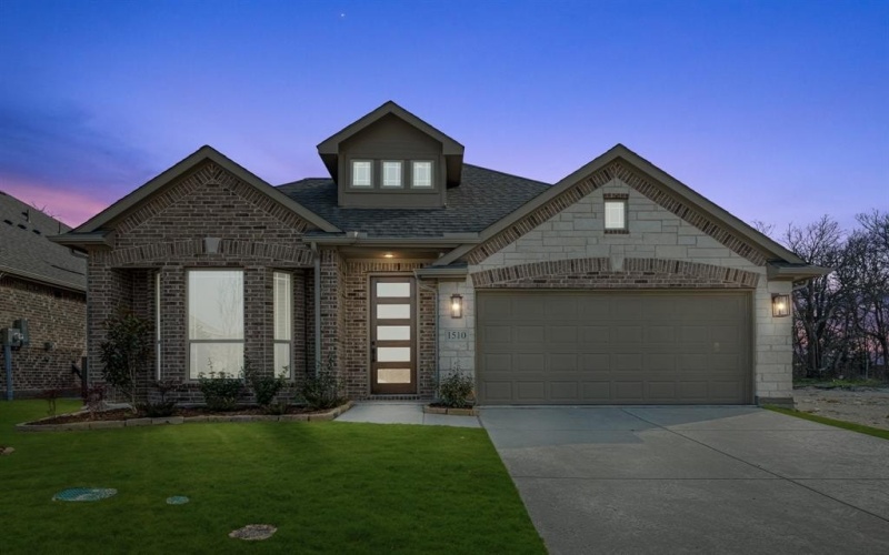 1510 Latimer Court, Trenton, TX 75490, 4 Bedrooms Bedrooms, ,3 BathroomsBathrooms,Residential,For Sale,1510 Latimer Court,0,21063964