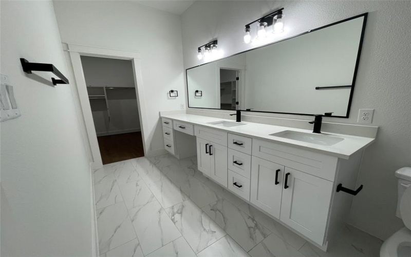 2726 1st Avenue, Dallas, TX 75210, 3 Bedrooms Bedrooms, ,2 BathroomsBathrooms,Residential,For Sale,2726 1st Avenue,0,21064046