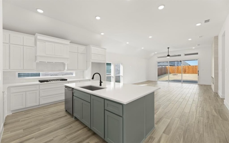 1704 Silla, Little Elm, TX 75068, 4 Bedrooms Bedrooms, ,3 BathroomsBathrooms,Residential,For Sale,1704 Silla,0,21064125