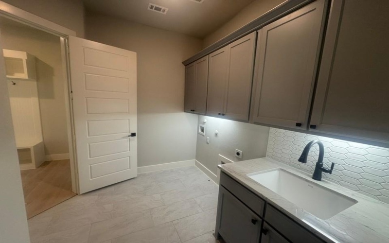 1240 Julian Drive, Van Alstyne, TX 75495, 4 Bedrooms Bedrooms, ,3 BathroomsBathrooms,Residential,For Sale,1240 Julian Drive,0,21064174