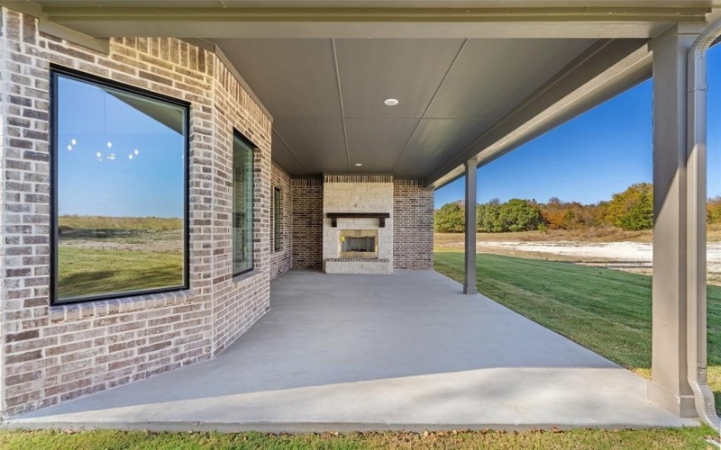 1240 Julian Drive, Van Alstyne, TX 75495, 4 Bedrooms Bedrooms, ,3 BathroomsBathrooms,Residential,For Sale,1240 Julian Drive,0,21064174