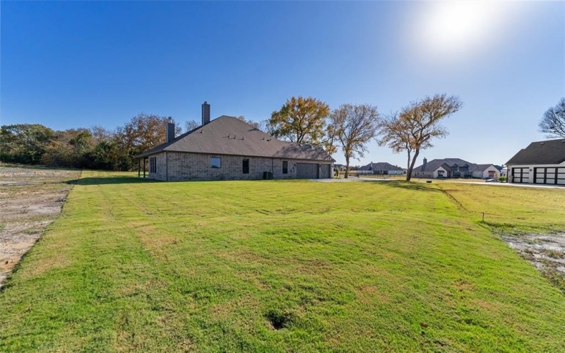 1240 Julian Drive, Van Alstyne, TX 75495, 4 Bedrooms Bedrooms, ,3 BathroomsBathrooms,Residential,For Sale,1240 Julian Drive,0,21064174