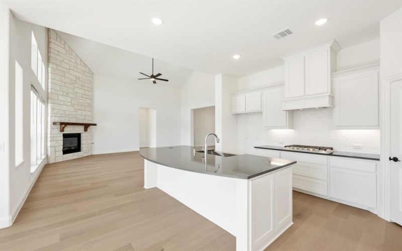 2307 Knapp Trail, Mansfield, TX 76063, 3 Bedrooms Bedrooms, ,2 BathroomsBathrooms,Residential,For Sale,2307 Knapp Trail,0,21064221