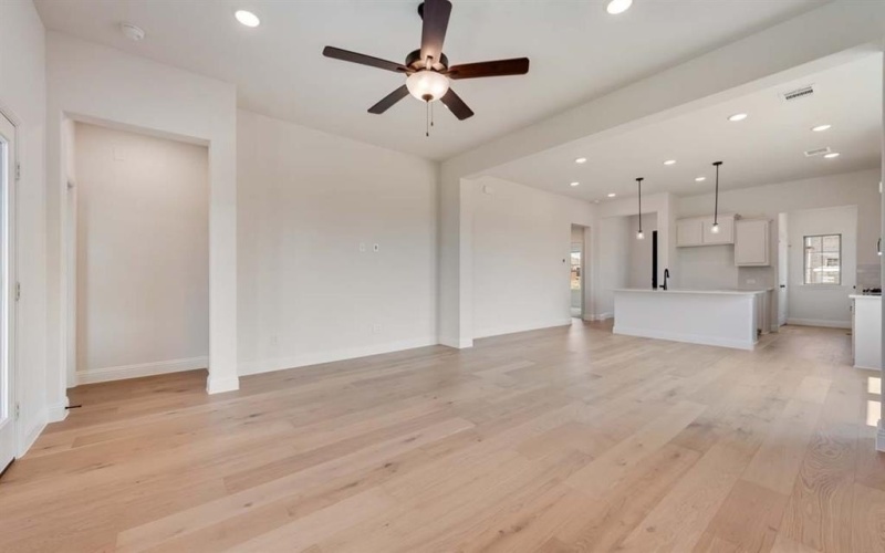 1408 Bramante Street, Celina, TX 75009, 3 Habitaciones Habitaciones , ,2 BañosBaños,Residential,En Venta,1408 Bramante Street,0,21064268
