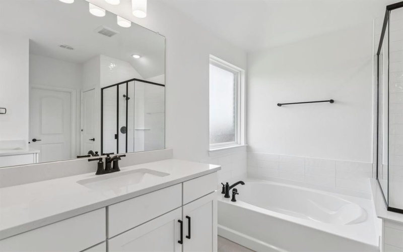 720 Brozgold Avenue, Midlothian, TX 76065, 3 Bedrooms Bedrooms, ,2 BathroomsBathrooms,Residential,For Sale,720 Brozgold Avenue,0,21064305
