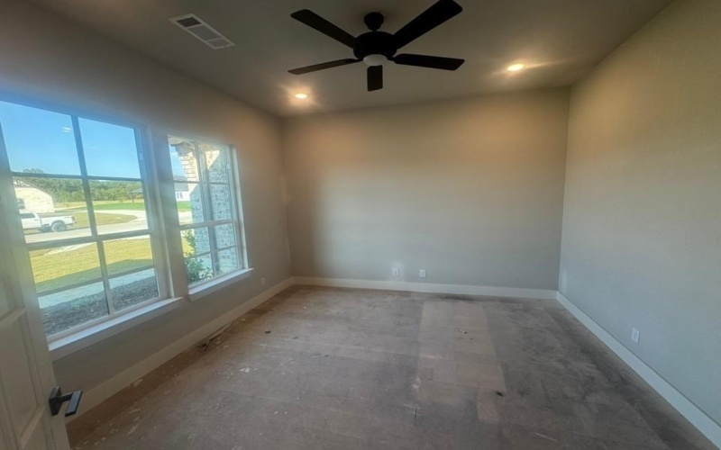 1445 Julian Drive, Van Alstyne, TX 75495, 4 Bedrooms Bedrooms, ,2 BathroomsBathrooms,Residential,For Sale,1445 Julian Drive,0,21064320