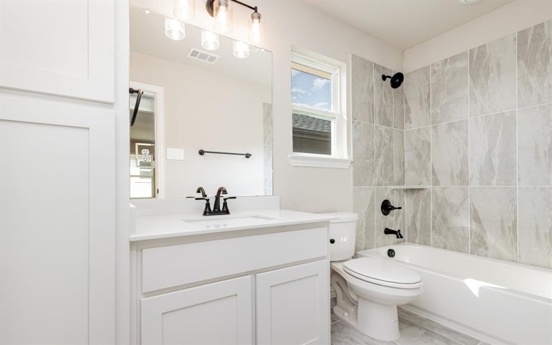 7204 Bayhill Lane, Rowlett, TX 75088, 4 Bedrooms Bedrooms, ,3 BathroomsBathrooms,Residential,For Sale,7204 Bayhill Lane,0,21064485