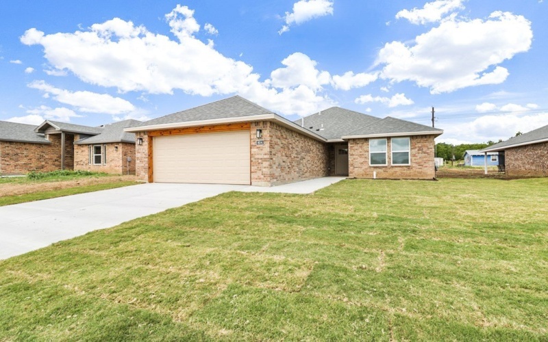 804 Bella Bvd, Coleman, TX 76834, 3 Bedrooms Bedrooms, ,2 BathroomsBathrooms,Residential,For Sale,804 Bella Bvd,0,50085425