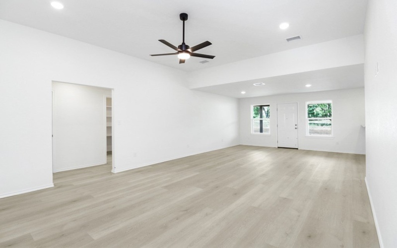 804 Bella Bvd, Coleman, TX 76834, 3 Bedrooms Bedrooms, ,2 BathroomsBathrooms,Residential,For Sale,804 Bella Bvd,0,50085425