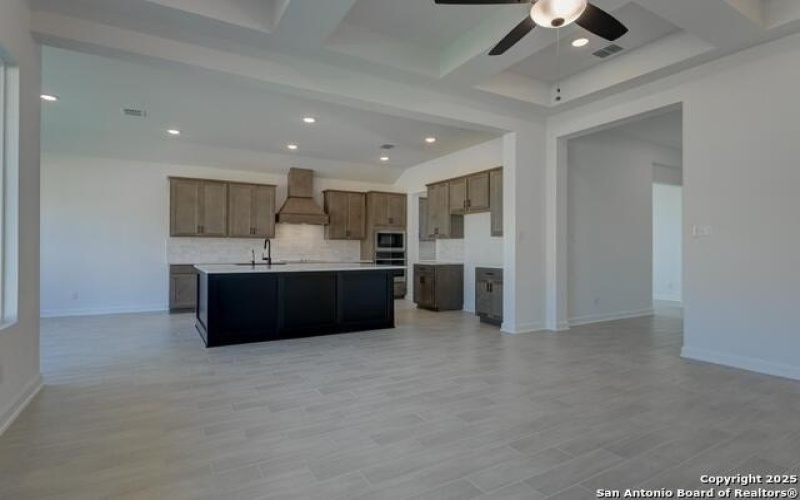 12915 Spur Hollow, Schertz, TX 78108, 3 Bedrooms Bedrooms, ,2 BathroomsBathrooms,Residential,For Sale,12915 Spur Hollow,0,1873428