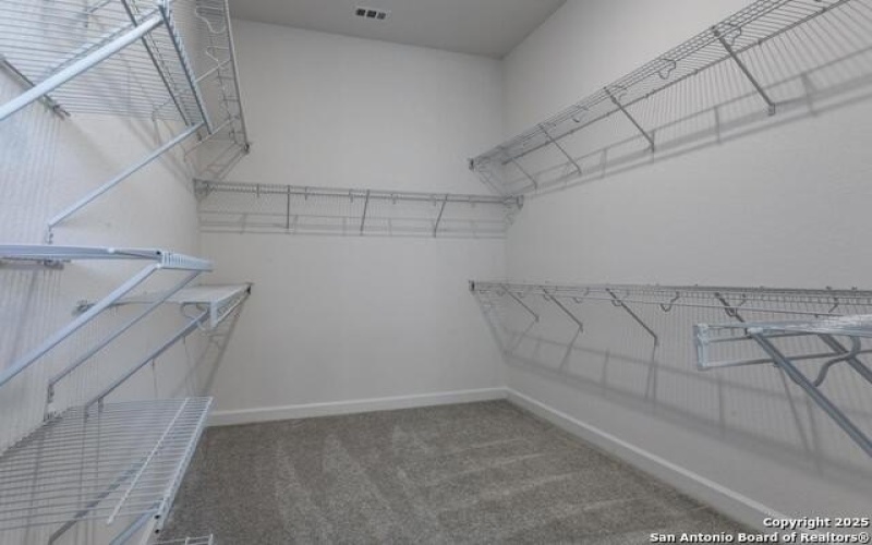 12915 Spur Hollow, Schertz, TX 78108, 3 Bedrooms Bedrooms, ,2 BathroomsBathrooms,Residential,For Sale,12915 Spur Hollow,0,1873428