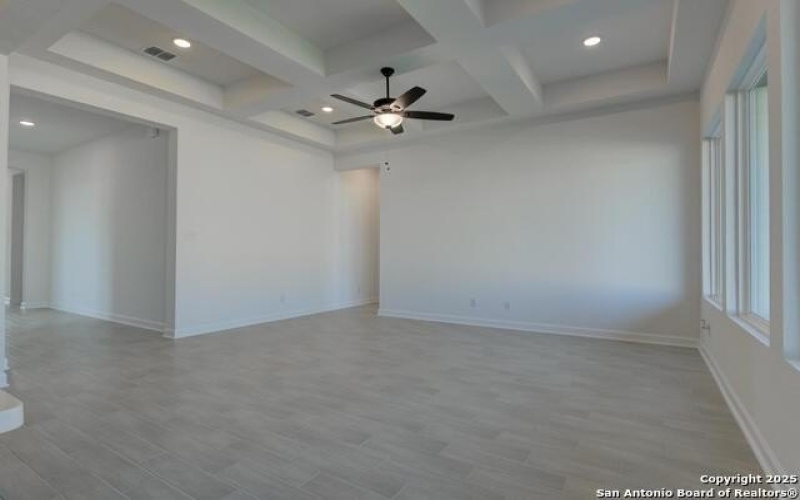12915 Spur Hollow, Schertz, TX 78108, 3 Bedrooms Bedrooms, ,2 BathroomsBathrooms,Residential,For Sale,12915 Spur Hollow,0,1873428