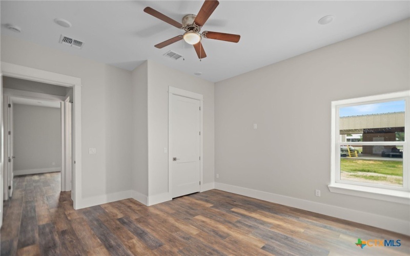 2062 W Harrison Avenue, Port O'Connor, TX 77982, 5 Habitaciones Habitaciones , ,3 BañosBaños,Residential,En Venta,2062 W Harrison Avenue,0,593060