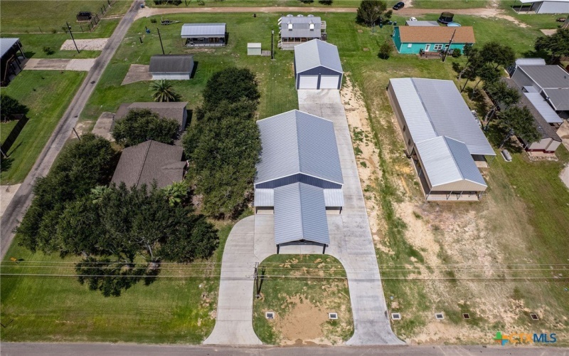 2062 W Harrison Avenue, Port O'Connor, TX 77982, 5 Habitaciones Habitaciones , ,3 BañosBaños,Residential,En Venta,2062 W Harrison Avenue,0,593060