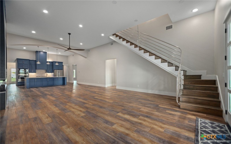 2062 W Harrison Avenue, Port O'Connor, TX 77982, 5 Habitaciones Habitaciones , ,3 BañosBaños,Residential,En Venta,2062 W Harrison Avenue,0,593060
