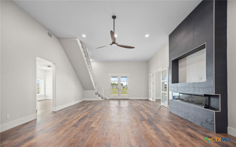 2062 W Harrison Avenue, Port O'Connor, TX 77982, 5 Habitaciones Habitaciones , ,3 BañosBaños,Residential,En Venta,2062 W Harrison Avenue,0,593060