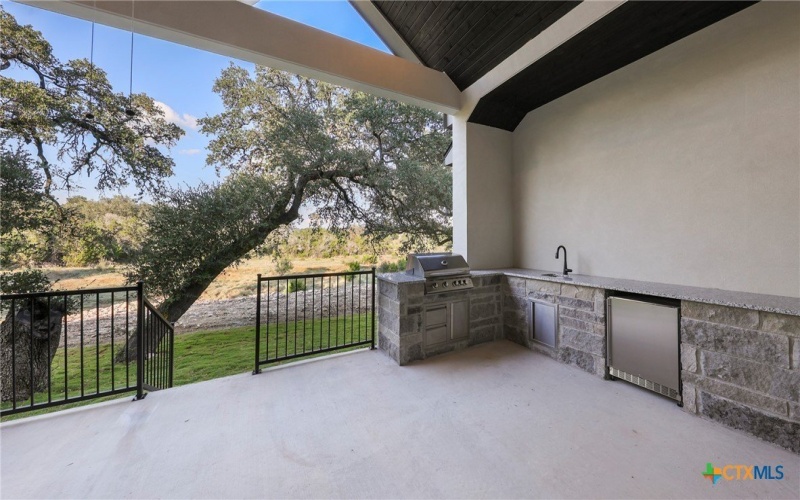 5668 Dry Comal Dr., New Braunfels, TX 78132, 5 Habitaciones Habitaciones , ,5 BañosBaños,Residential,En Venta,5668 Dry Comal Dr.,0,593114