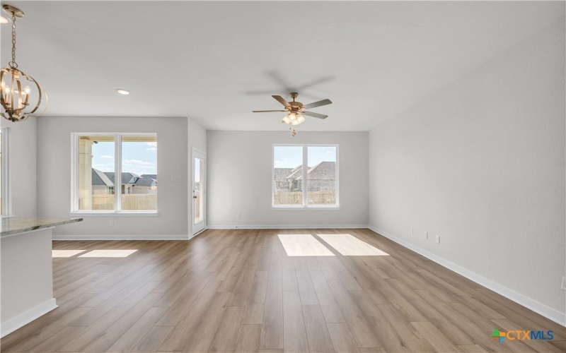 7823 Krenek Tap Drive, Temple, TX 76502, 4 Habitaciones Habitaciones , ,2 BañosBaños,Residential,En Venta,7823 Krenek Tap Drive,0,593161