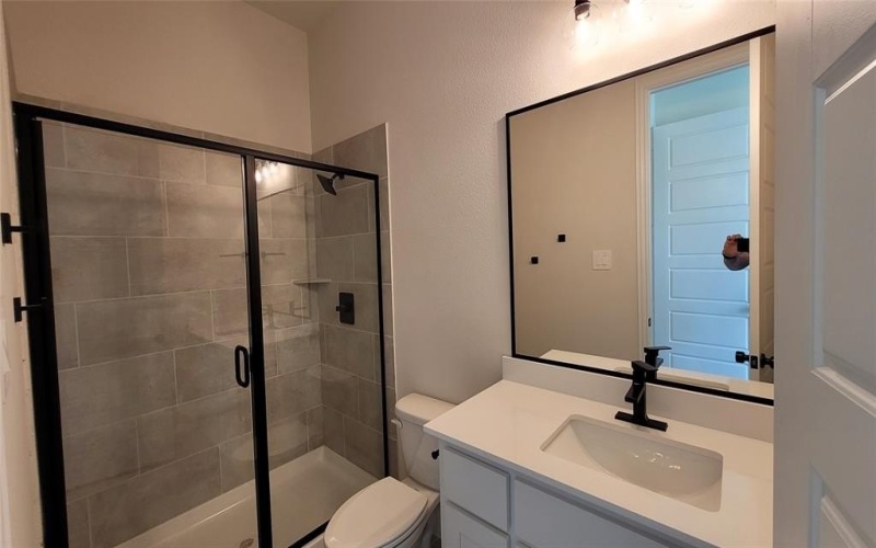 303 Crystal Lake Lane, Red Oak, TX 75154, 4 Bedrooms Bedrooms, ,3 BathroomsBathrooms,Residential,For Sale,303 Crystal Lake Lane,0,21063877