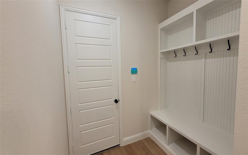 303 Crystal Lake Lane, Red Oak, TX 75154, 4 Bedrooms Bedrooms, ,3 BathroomsBathrooms,Residential,For Sale,303 Crystal Lake Lane,0,21063877