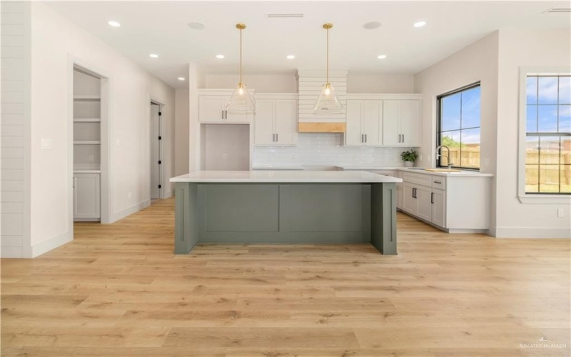 2600 Linva Avenue, Edinburg, TX 78541, 3 Bedrooms Bedrooms, ,2 BathroomsBathrooms,Residential,For Sale,2600 Linva Avenue,0,481356