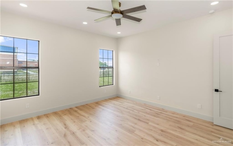 2600 Linva Avenue, Edinburg, TX 78541, 3 Bedrooms Bedrooms, ,2 BathroomsBathrooms,Residential,For Sale,2600 Linva Avenue,0,481356