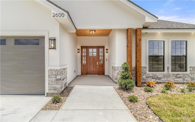 2600 Linva Avenue, Edinburg, TX 78541, 3 Bedrooms Bedrooms, ,2 BathroomsBathrooms,Residential,For Sale,2600 Linva Avenue,0,481356