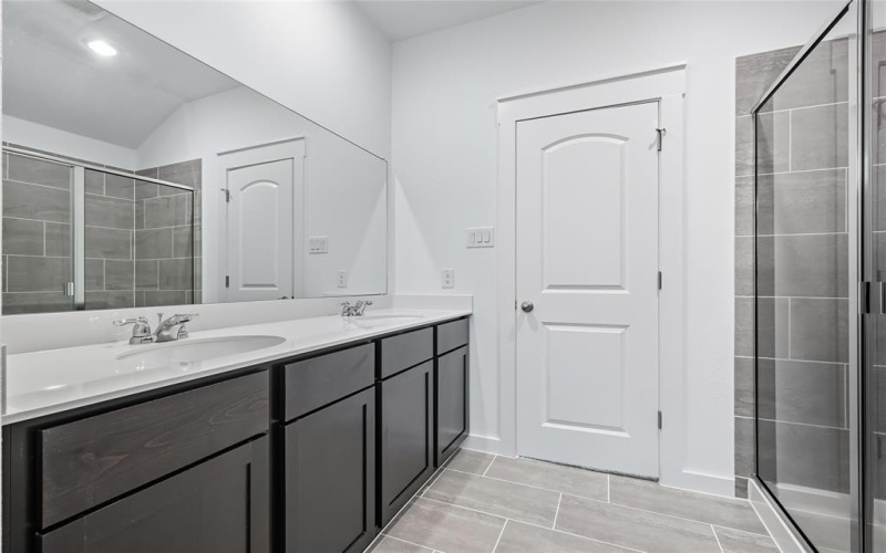 1129 Baker Bridge Drive, Forney, TX 75126, 3 Habitaciones Habitaciones , ,2 BañosBaños,Residential,En Venta,1129 Baker Bridge Drive,0,20870294