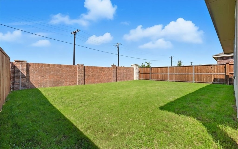 1129 Baker Bridge Drive, Forney, TX 75126, 3 Habitaciones Habitaciones , ,2 BañosBaños,Residential,En Venta,1129 Baker Bridge Drive,0,20870294