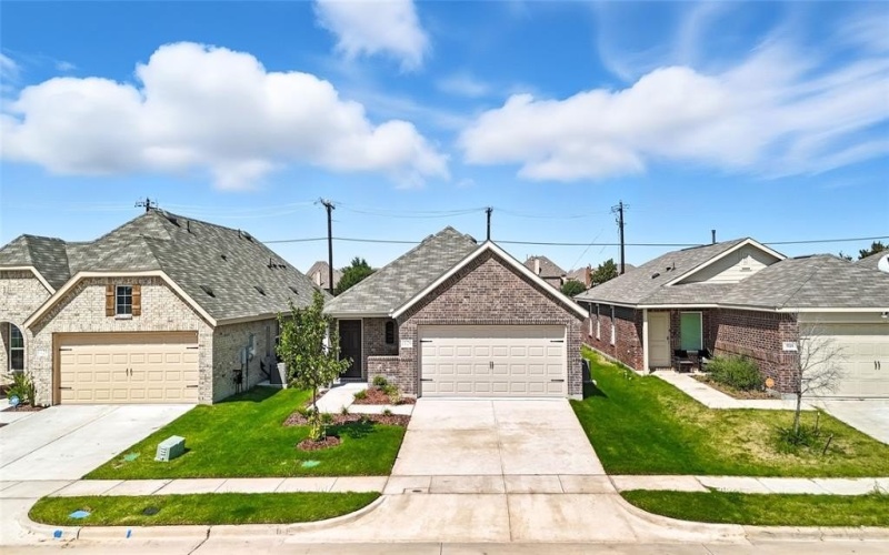 1129 Baker Bridge Drive, Forney, TX 75126, 3 Habitaciones Habitaciones , ,2 BañosBaños,Residential,En Venta,1129 Baker Bridge Drive,0,20870294