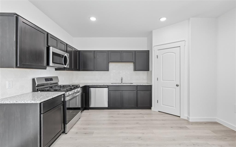 1129 Baker Bridge Drive, Forney, TX 75126, 3 Habitaciones Habitaciones , ,2 BañosBaños,Residential,En Venta,1129 Baker Bridge Drive,0,20870294