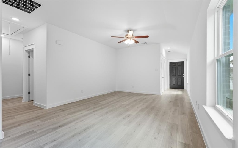 1129 Baker Bridge Drive, Forney, TX 75126, 3 Habitaciones Habitaciones , ,2 BañosBaños,Residential,En Venta,1129 Baker Bridge Drive,0,20870294