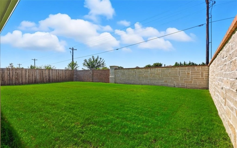 1025 Baker Bridge Drive, Forney, TX 75126, 4 Bedrooms Bedrooms, ,2 BathroomsBathrooms,Residential,For Sale,1025 Baker Bridge Drive,0,20919613