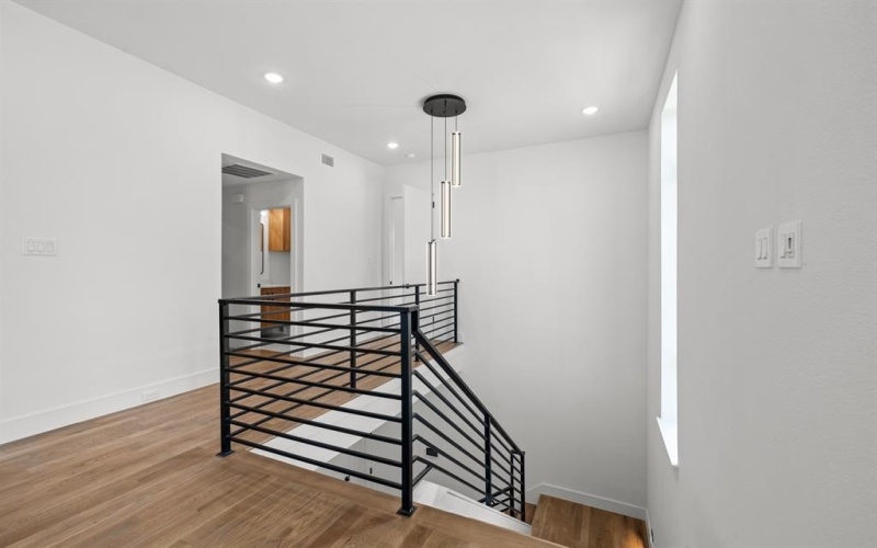 2323 N Carroll Avenue, Dallas, TX 75204, 4 Habitaciones Habitaciones , ,2 BañosBaños,Residential,En Venta,2323 N Carroll Avenue,0,21039458