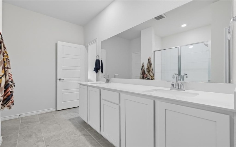 10132 Tin Star Street, Aubrey, TX 76227, 4 Bedrooms Bedrooms, ,3 BathroomsBathrooms,Residential,For Sale,10132 Tin Star Street,0,21050582