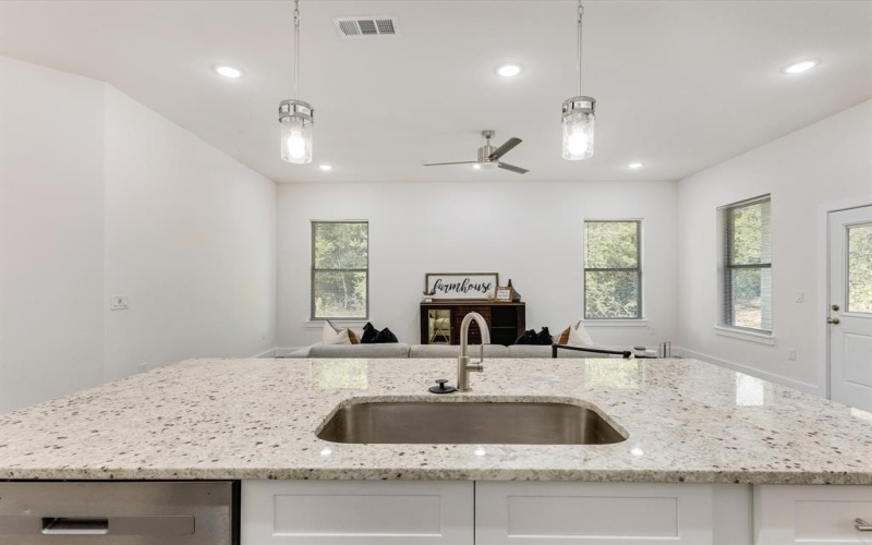 6123 Inca Drive, Enchanted Oaks, TX 75156, 3 Habitaciones Habitaciones , ,2 BañosBaños,Residential,En Venta,6123 Inca Drive,0,21061430