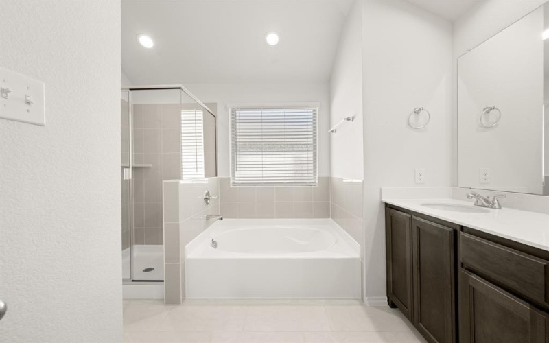 2629 Streamside, Burleson, TX 76028, 3 Bedrooms Bedrooms, ,2 BathroomsBathrooms,Residential,For Sale,2629 Streamside,0,21065543