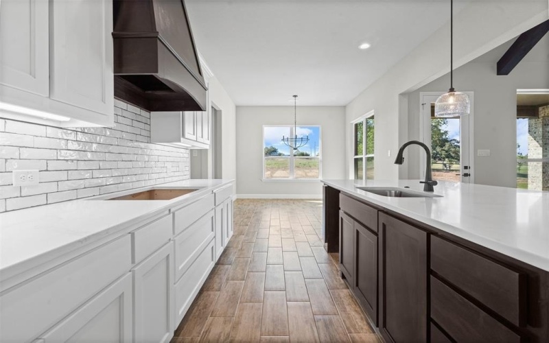 1005 Lilly Lane, Weatherford, TX 76088, 3 Bedrooms Bedrooms, ,2 BathroomsBathrooms,Residential,For Sale,1005 Lilly Lane,0,21065574