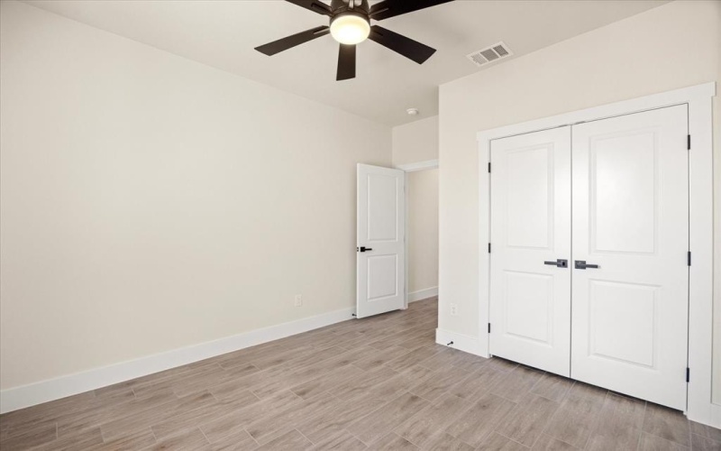 2321 Neches Street, Granbury, TX 76048, 4 Bedrooms Bedrooms, ,2 BathroomsBathrooms,Residential,For Sale,2321 Neches Street,0,21062576