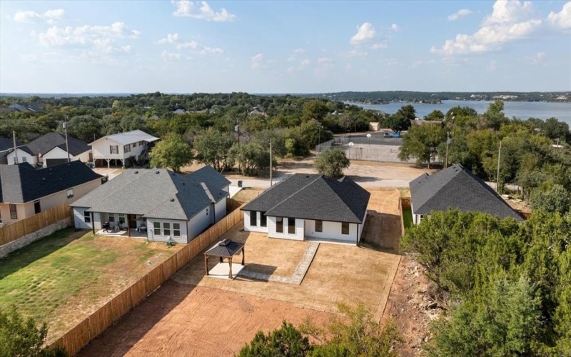 2321 Neches Street, Granbury, TX 76048, 4 Bedrooms Bedrooms, ,2 BathroomsBathrooms,Residential,For Sale,2321 Neches Street,0,21062576