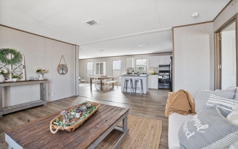 297 Cumberland Trail, Bridgeport, TX 76426, 4 Habitaciones Habitaciones , ,2 BañosBaños,Residential,En Venta,297 Cumberland Trail,0,21063296