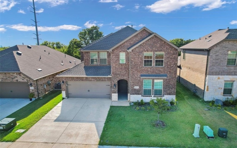 3717 Tracewood Bend, Aubrey, TX 76227, 4 Bedrooms Bedrooms, ,3 BathroomsBathrooms,Residential,For Sale,3717 Tracewood Bend,0,21063727