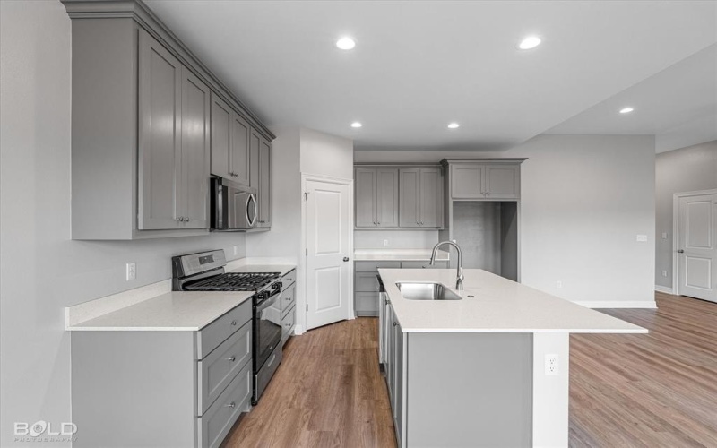 9513 Frenchmen, Shreveport, LA 71106, 4 Habitaciones Habitaciones , ,2 BañosBaños,Residential,En Venta,9513 Frenchmen,0,21063860