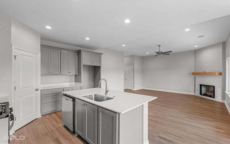 9513 Frenchmen, Shreveport, LA 71106, 4 Habitaciones Habitaciones , ,2 BañosBaños,Residential,En Venta,9513 Frenchmen,0,21063860