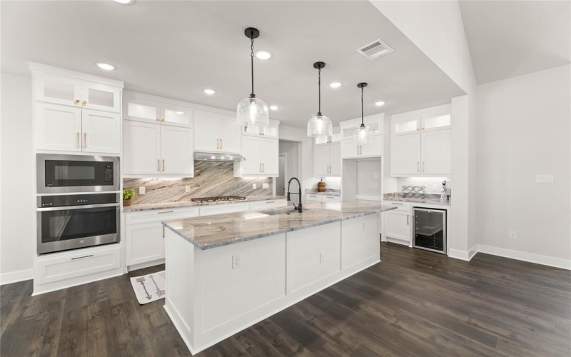 441 Collum View, Azle, TX 76020, 5 Bedrooms Bedrooms, ,3 BathroomsBathrooms,Residential,For Sale,441 Collum View,0,21064149
